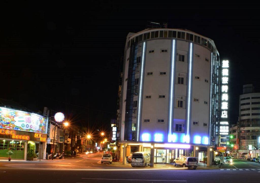 Hotel 微旅時尚旅店 Douliu Zewnętrze zdjęcie