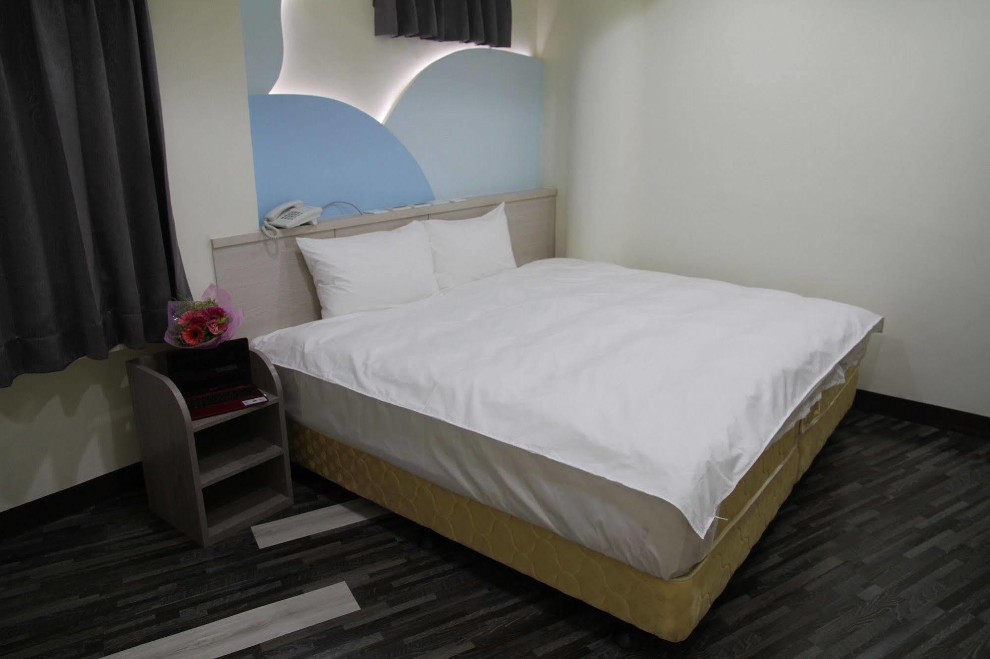 Hotel 微旅時尚旅店 Douliu Zewnętrze zdjęcie